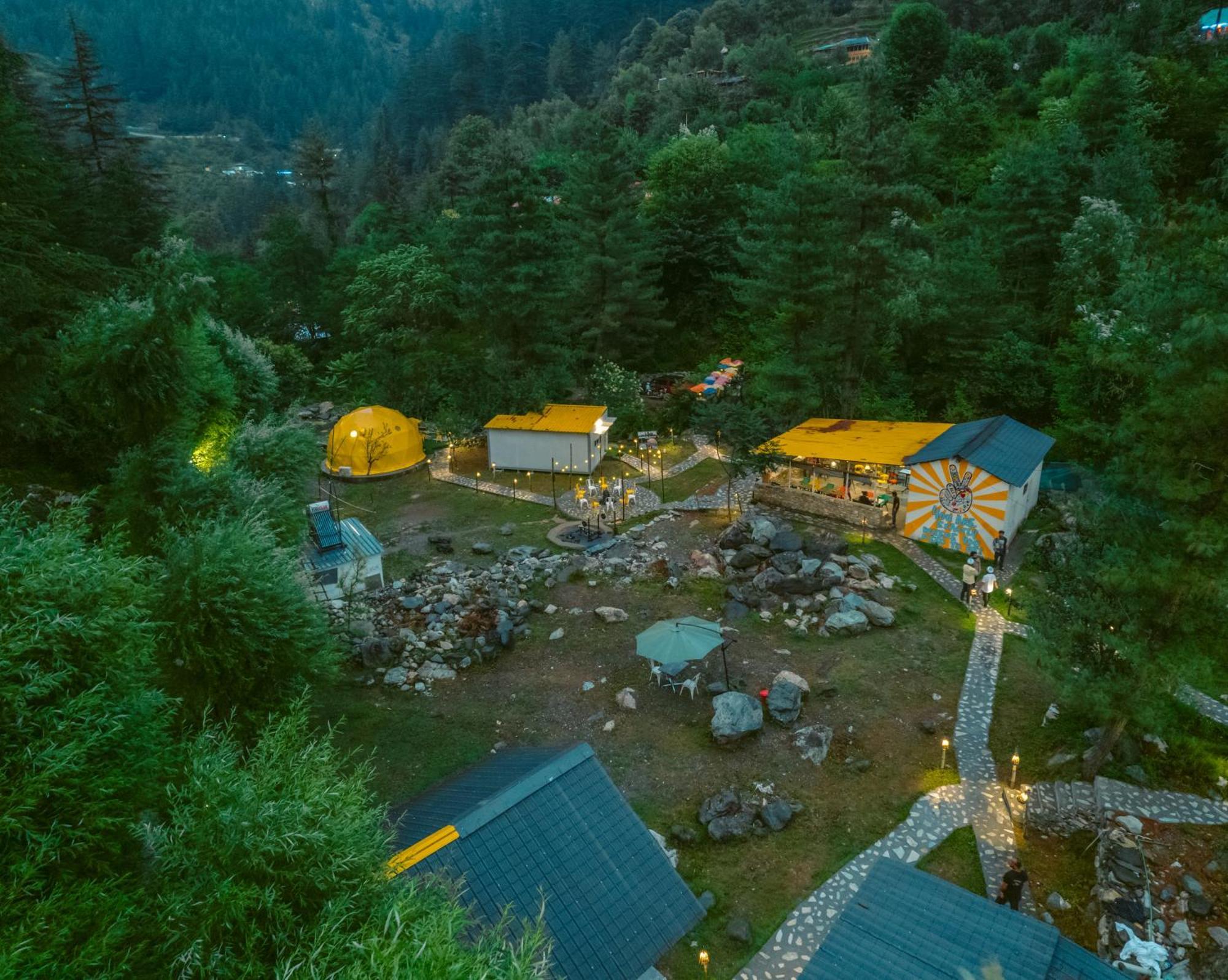 Whoopers Boutique Resort Jibhi Zewnętrze zdjęcie