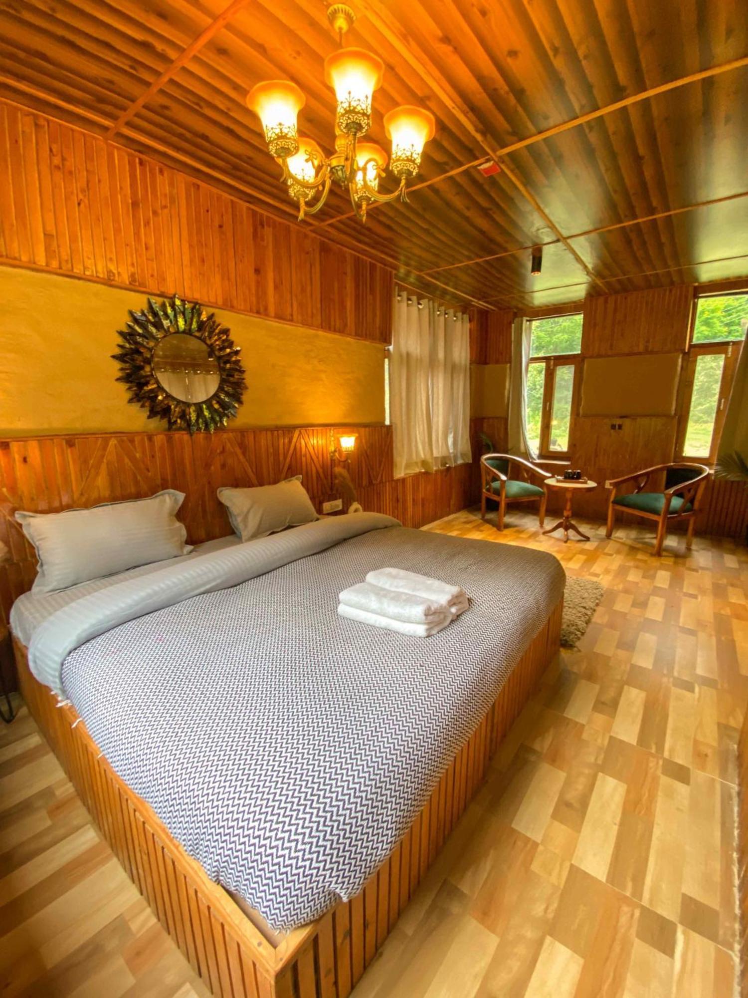 Whoopers Boutique Resort Jibhi Zewnętrze zdjęcie